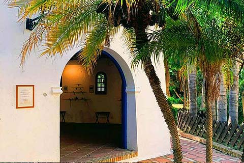 Almuñécar arts - province-houses